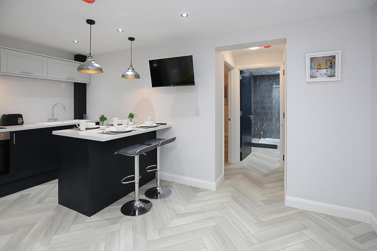 No1 Luxury Service Apartments Белфаст Екстериор снимка