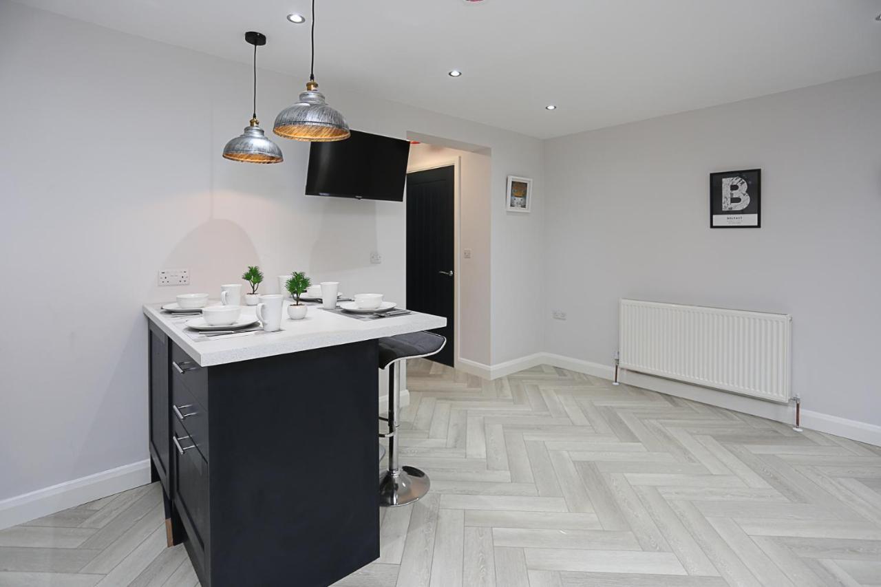 No1 Luxury Service Apartments Белфаст Екстериор снимка