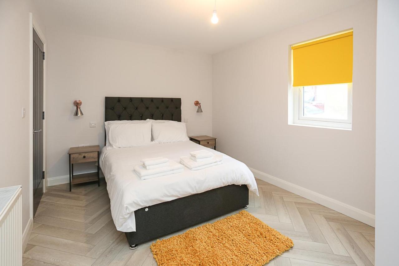 No1 Luxury Service Apartments Белфаст Екстериор снимка